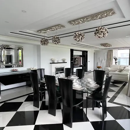 Luxury Penthouse Lejlighed