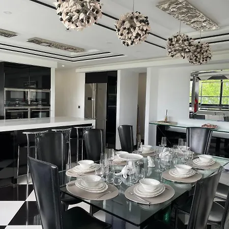 Luxury Penthouse Lejlighed *