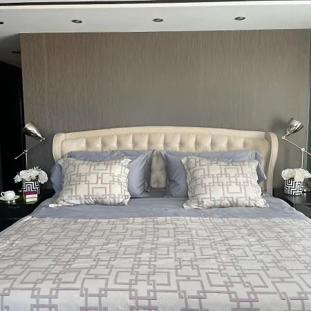 Luxury Penthouse 아파트 *