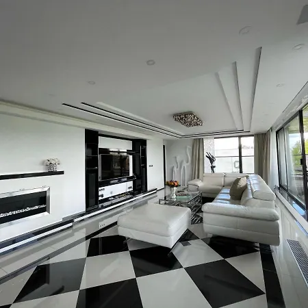 Luxury Penthouse 와떼흘루